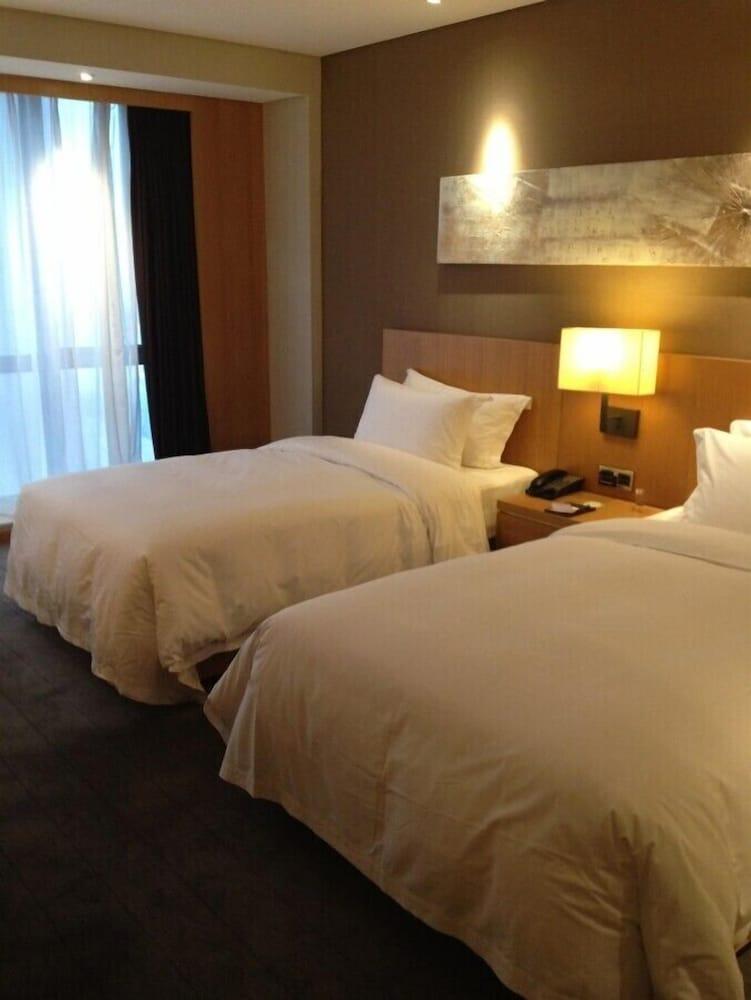 Shenyang Tianfeng International Hotel ภายนอก รูปภาพ